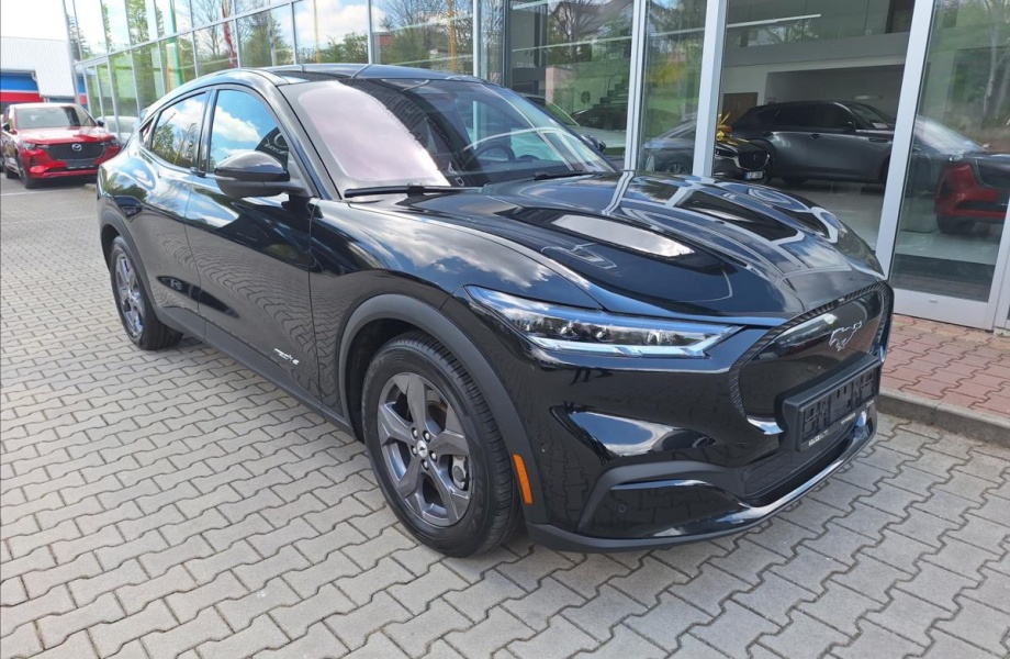 Ford Mustang Mach-E 72,6kWh, RWD, 221kW