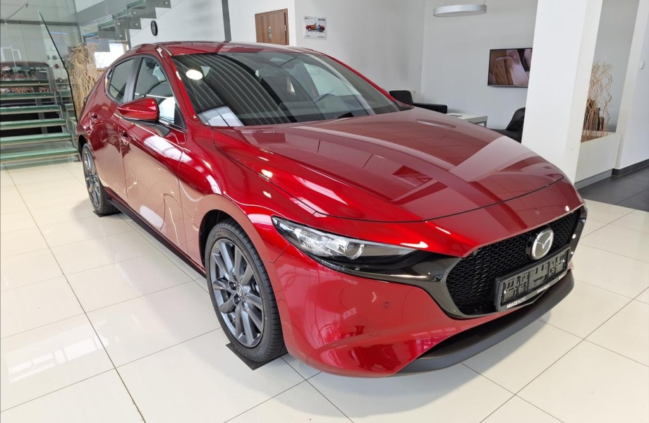 Mazda 3 2.5 G 140ps 6MT FWD Centre-Line
