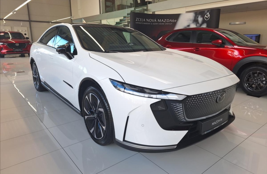 Mazda 6e EV 258ps 1AT RWD Takumi Plus