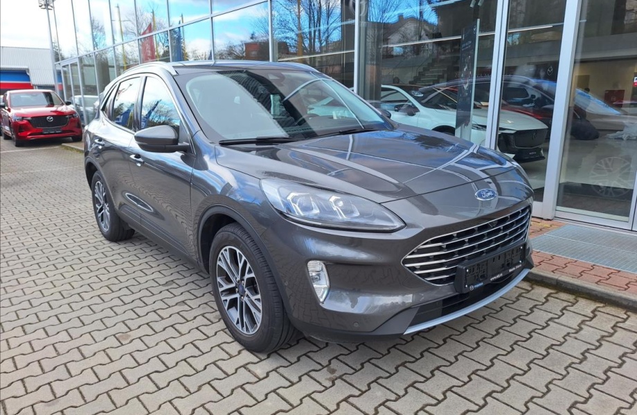 Ford Kuga 2.0 ECOBLUE AUT. 4x4 TITANIUM