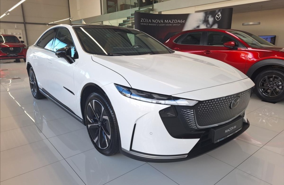 Mazda 6e EV 258ps 1AT RWD Takumi Plus