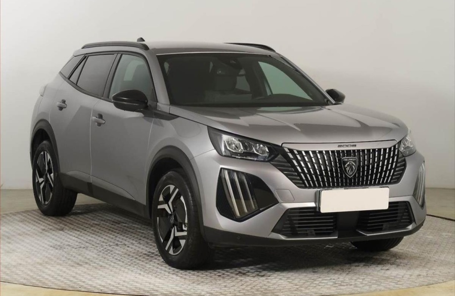 Peugeot 2008 1,2 2008 ALLURE Hybrid 145 e-DCS6
